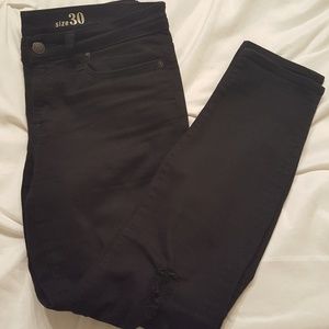 J. Crew Toothpick Distressed Black Size 30 Jeans